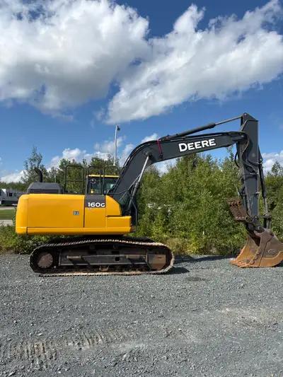 John Deere 160GLC Clean low hour machine Only 1575 hours Hydraulic thumb Auxiliary hydraulics Hi flo...