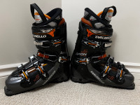 Men’s Dalbello Ski Boots Size 8 - Worn Once and Look New