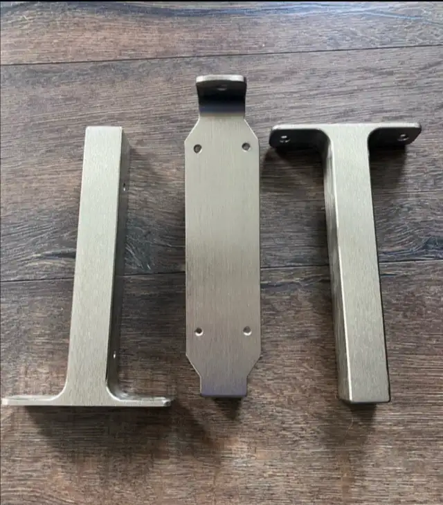 Ikea bookshelf brackets in Bookcases & Shelving Units in Ottawa - Image 2