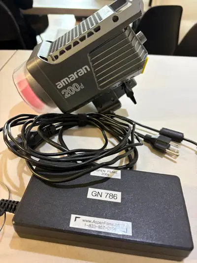 AMARAN 200d Daylight LED Monolight, View more