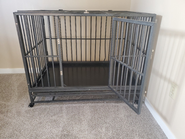 Heavy Duty XL Dog Crate in Accessories in Calgary