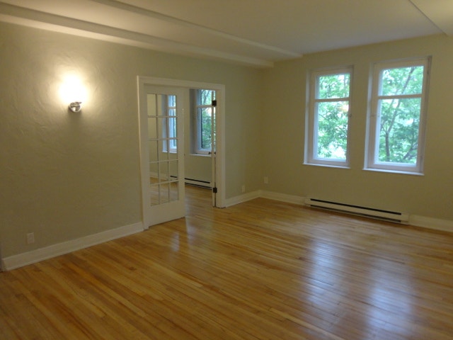 4982 Queen Mary Road — photo 3