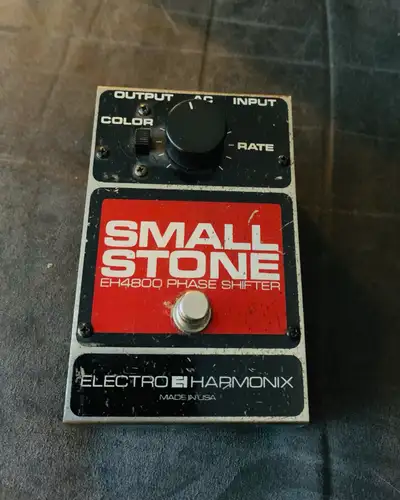 Electro Harmonix Small Stone EH4800 Phase Shifter, View more