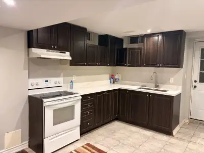 2 Bedroom legal basement available for rent available immediately at Vintage gate Brampton. Major in...
