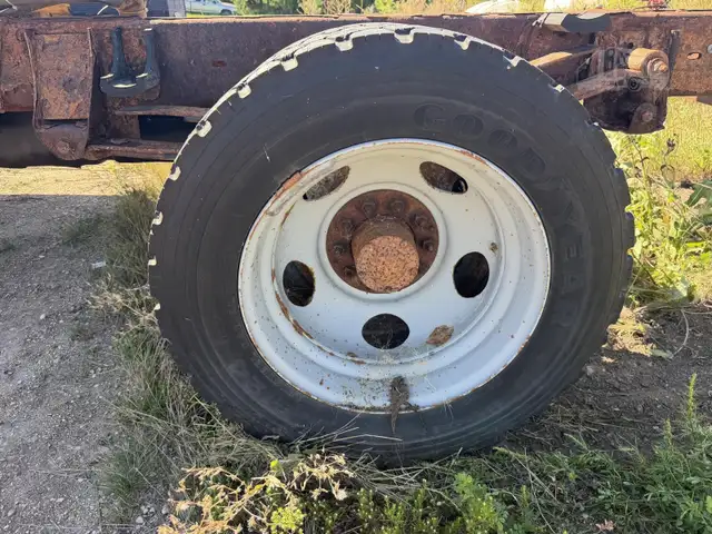 2002 Chevy 3500HD591903189034618882