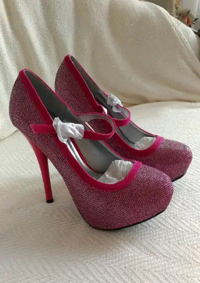 Ladies high heel shoes, View more
