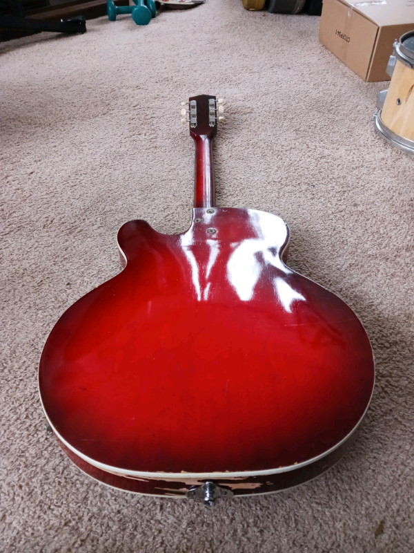 1965 Harmony Rocket Hollow Body Electric Guitar in Guitars in St. Catharines - Image 3