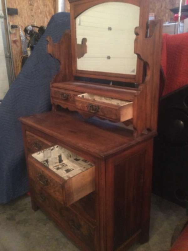 Antique dresser with mirrored hutch. PRICE DROP in Dressers & Wardrobes in Calgary - Image 2