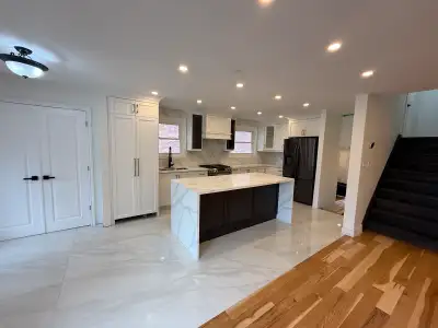 3 Rooms 1 bath main floor in Rouge Hills 401/Port uion
