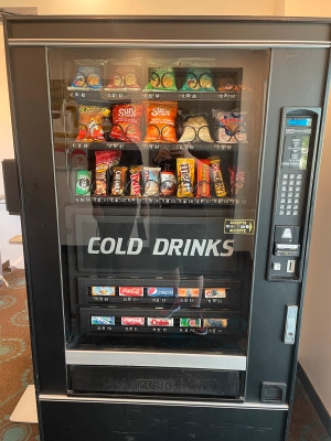 Vending Machine in Toronto (GTA), Ontario - Kijiji™