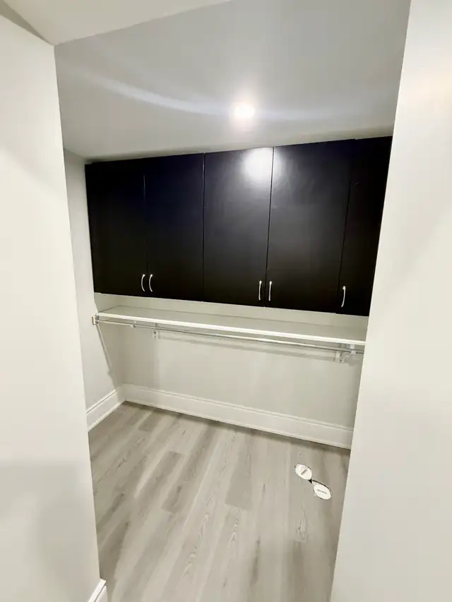 new basement apartment  in Long Term Rentals in Markham / York Region - Image 7