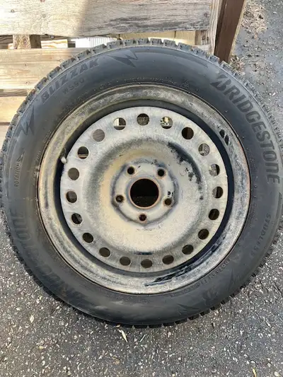 4 blizzak winter tires with rims. Great shape. Was used for 1 season. Came off a 2012 Honda Civic. P...