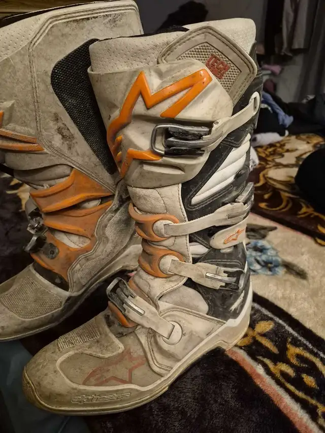 motocross boots  in Dirt Bikes & Motocross in Winnipeg - Image 3