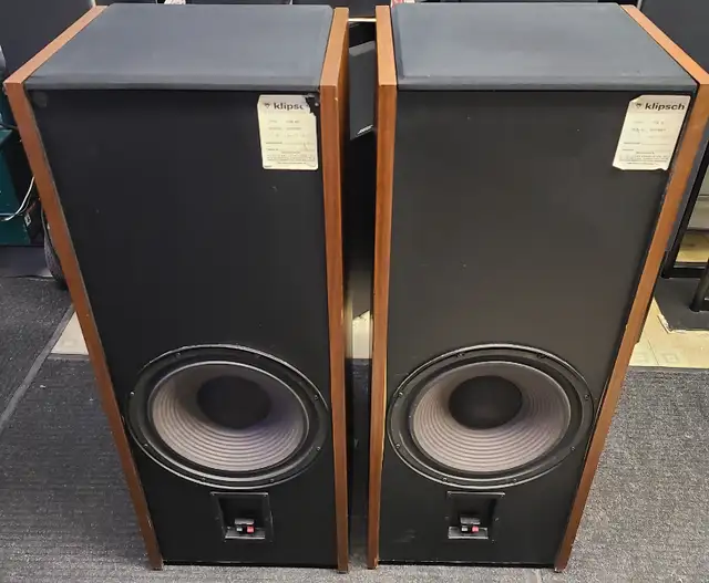KLIPSCH TANGENT T50 FLOORSTANDING SPEAKERS in Speakers in City of Toronto - Image 3