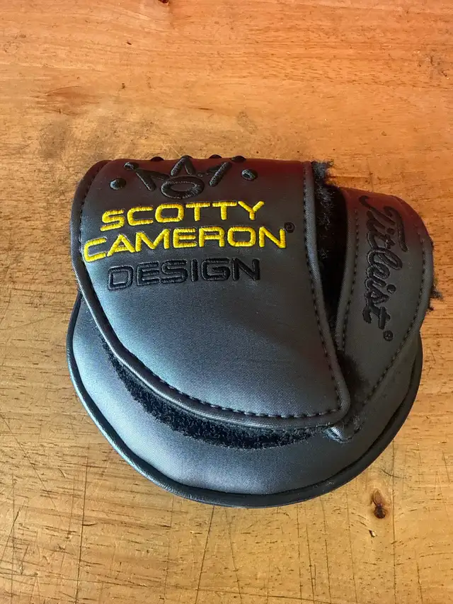 Titleist Scotty custom made putter from Callaway