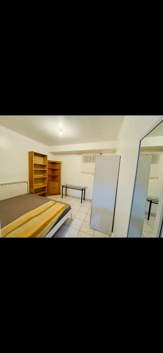 One Bedroom For Female Tenants near Humble College