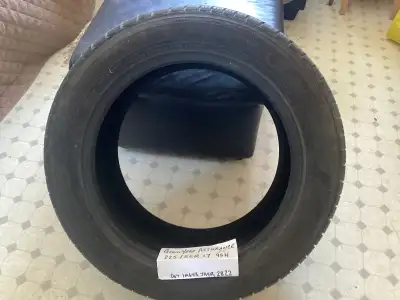 FOR SALE: 1 only Goodyear Assurance 225/55R/17" inch all season tire 95H, nice tread NO holes, plugs...