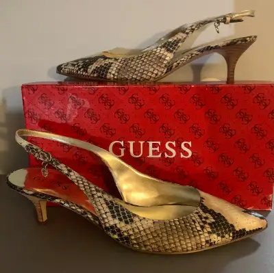  Guess snakeskin heels. New in the box, View more