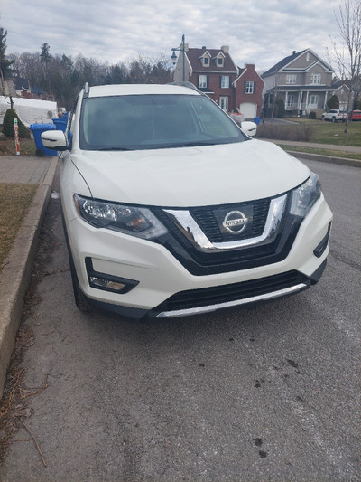 Nissan Rogue SV 2017 blanc à vendre