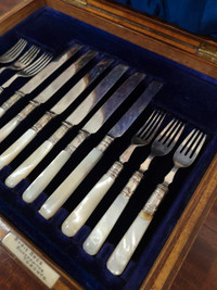 MOTHER-OF-PEARL and SILVER DESSERT SET   - cutlery forks and kni