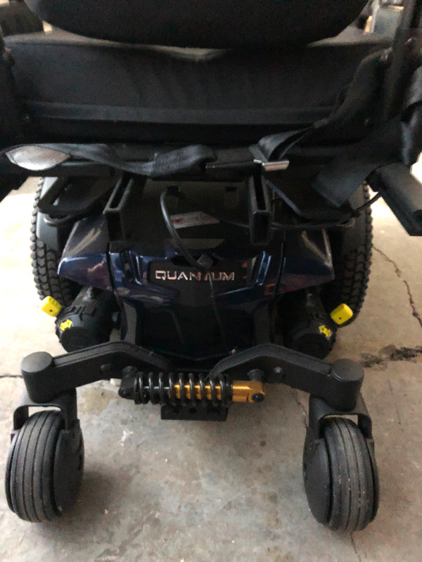 Electric wheelchair new never used in Health & Special Needs in Belleville