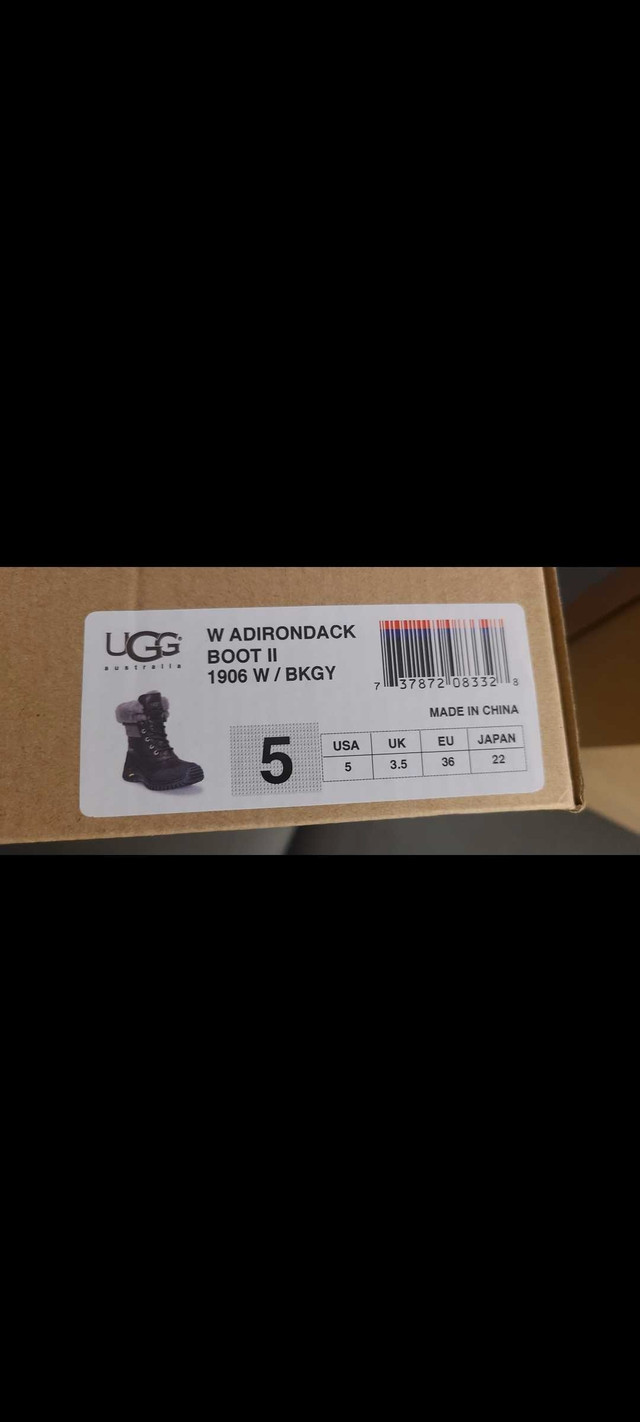 5us UGG ADIRONDACK WOMEN dans Femmes - Chaussures  à Longueuil/Rive Sud - Image 2