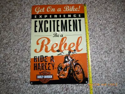 EMBOSSED MOTORCYCLE METAL SIGNS HARLEY, View more