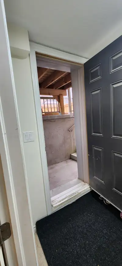 1BEDROOM BASEMENT