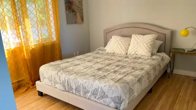 Chalet en bord d'eau à Bromont in Quebec in Canada - Image 7