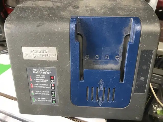 mastercraft battery charger in Power Tools in Mississauga / Peel Region - Image 2
