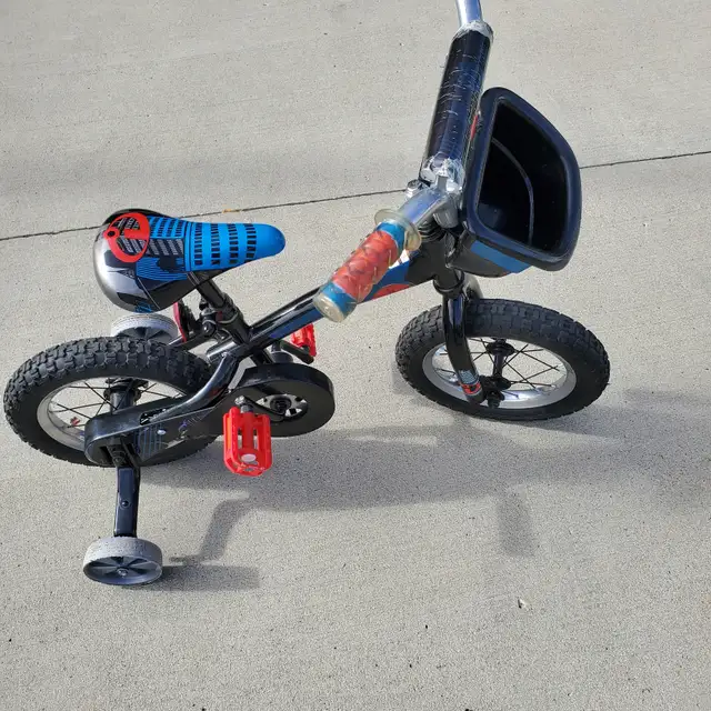 Kids Bike (times 2) in Kids in Edmonton - Image 3