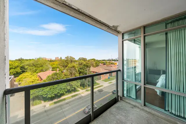 HIGH END CONDO FOR SALE! 2210 Lakeshore Road, #104, Burlington62863755308545124