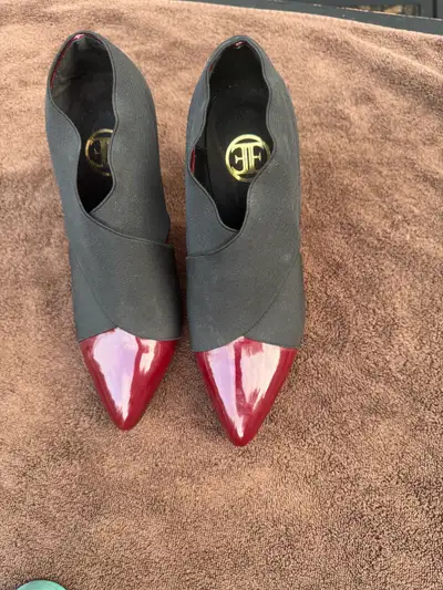 Women's heels, View more