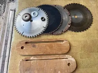 10" Table Saw in Power Tools in Hamilton - Image 6