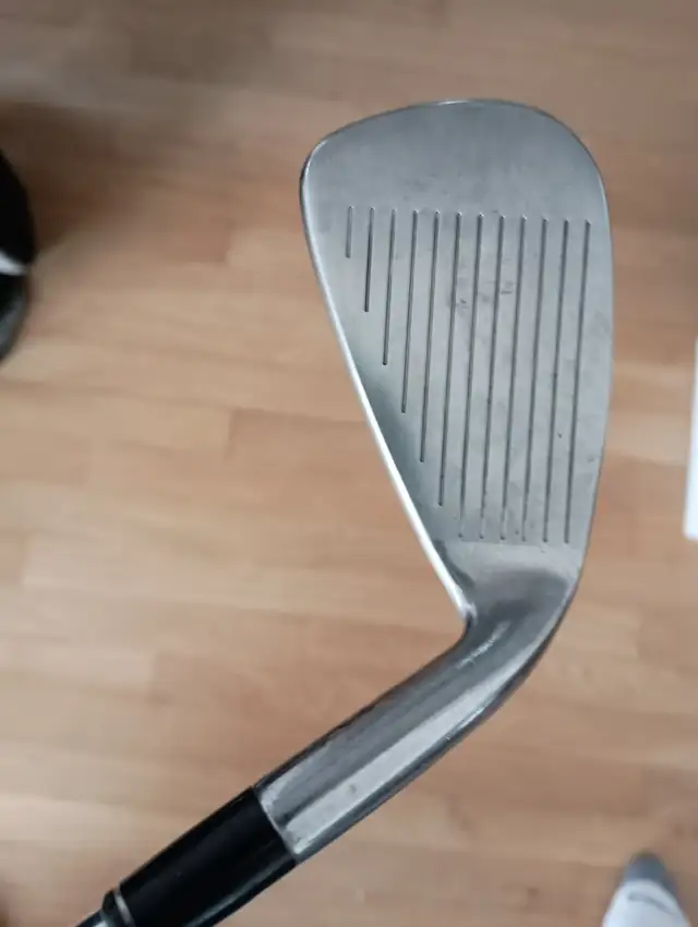 Haywood Golf Signature Irons LH Left in Golf in Ottawa - Image 4