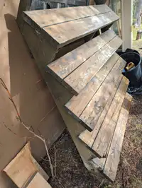 Escalier en bois traité 