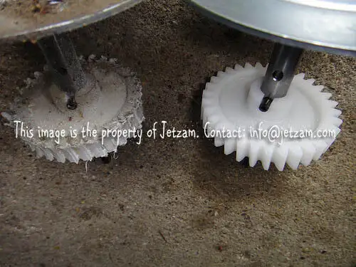 Garage Door Opener Drive Gear -All Mfctr.Brands#41A2817, 81B0045 in Garage Doors & Openers in City of Montréal - Image 7
