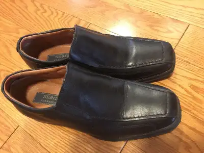 Dress shoes - Size 6 Sergio., View more