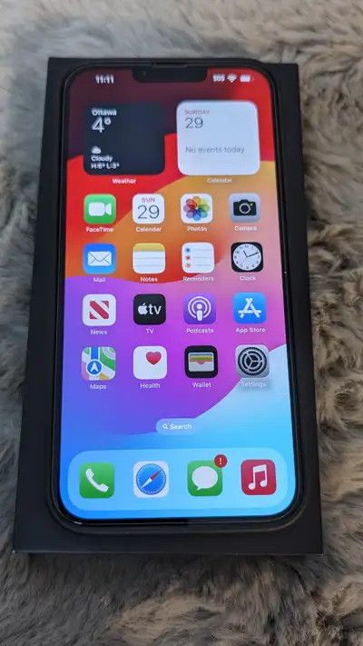 Selling mint condition Graphite iPhone 13 Pro Max 256 GB with box and accessories, tempered glass. T...