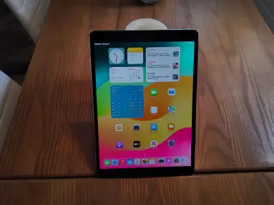 Apple iPad Pro (10,5 pouces) 256gb ios 17,6, View more