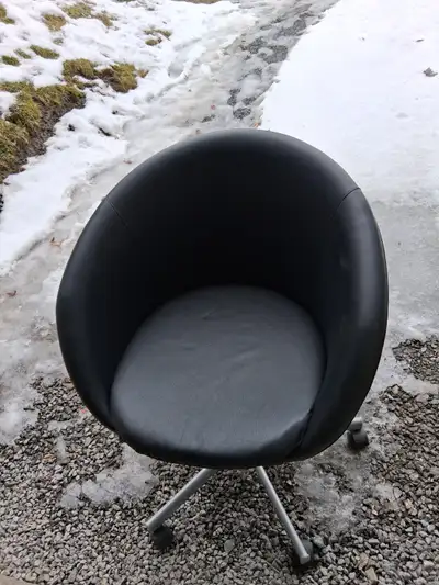 Fauteuil en bon état, View more