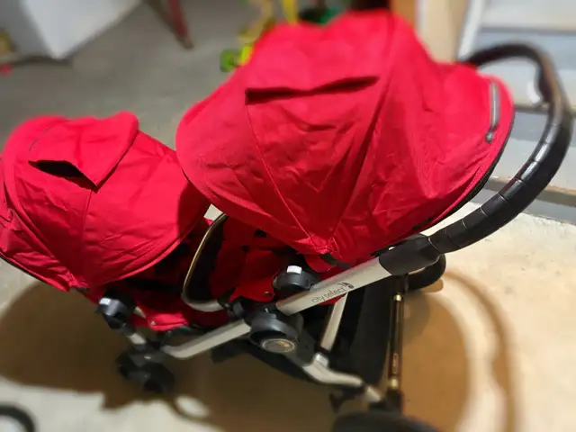 Double stroller in Strollers, Carriers & Car Seats in Edmonton - Image 5