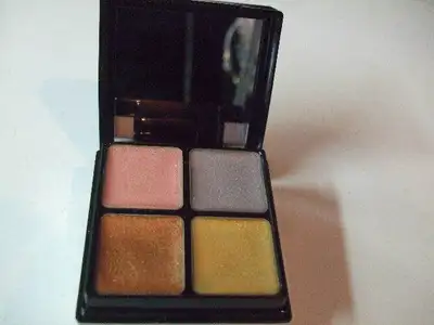 GIVENCHY Authentiques MAQUILLAGE  PARFUMS  et MINI SAC, View more
