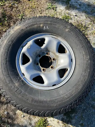 Wintercat snow studded snow tires on rims - only three lost one while moving used for one season and...