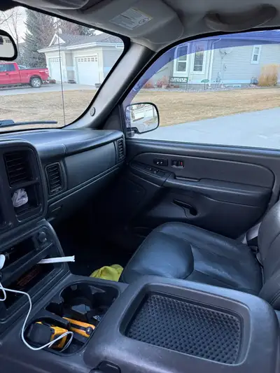 Selling my 2006 LBZ gmc. Truck spent most of its life in BC and had an out of province inspection an...