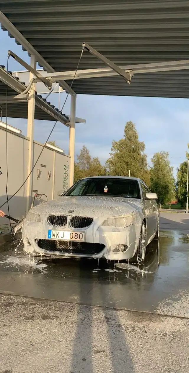 Car wash64529144505601120