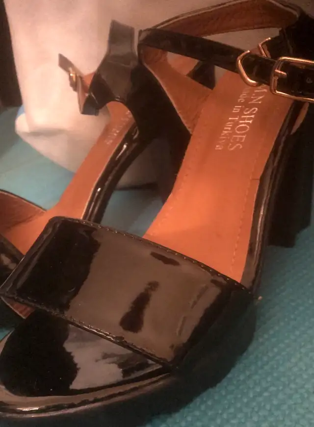 New Shoes size 763013092888321124