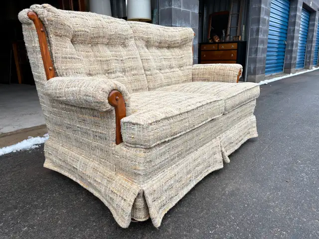 Love Seat in Couches & Futons in Peterborough - Image 3