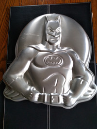 Wilton DC Comics Batman Cake Mold