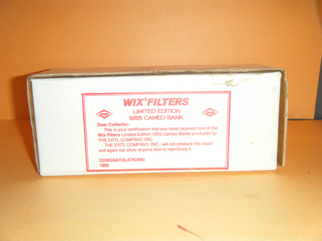 Wix Filters 1955 Cameo Bank Truck Die Cast Toy Ertl in Arts & Collectibles in Oakville / Halton Region - Image 3